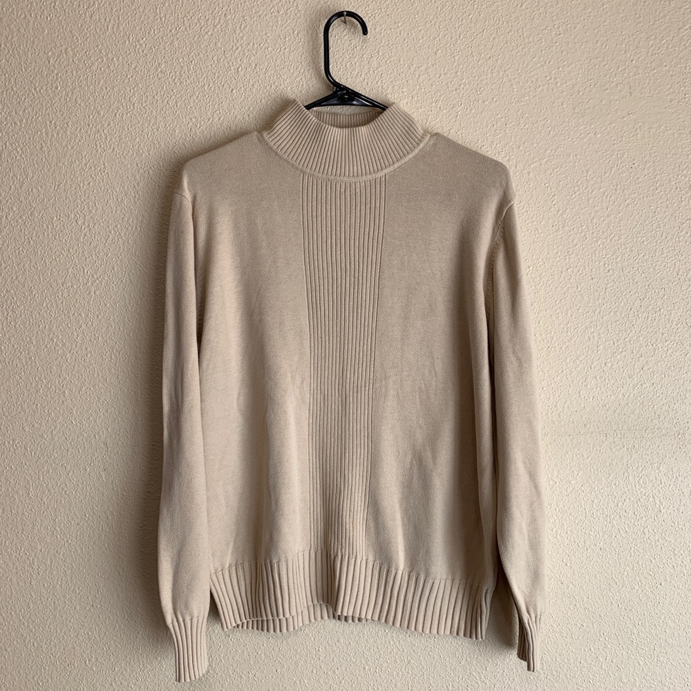 Dressbarn Beige Sweater (Large)